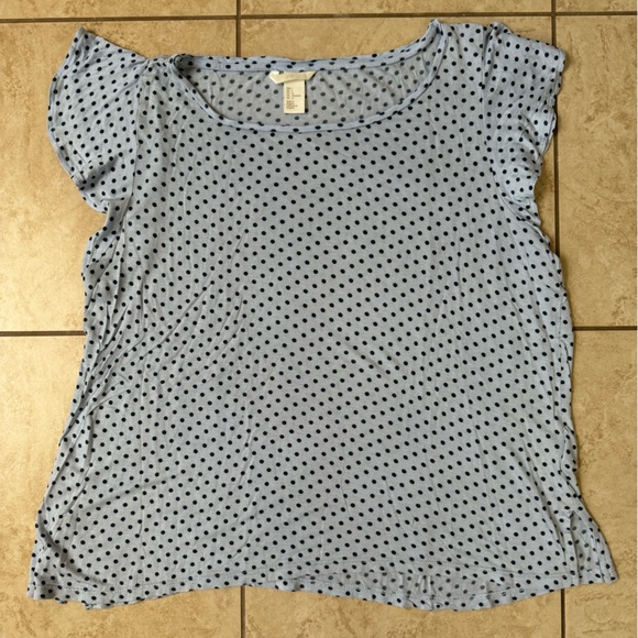 Bundle of 2 H&M Flutter Sleeve Tees - Picture 6 of 9